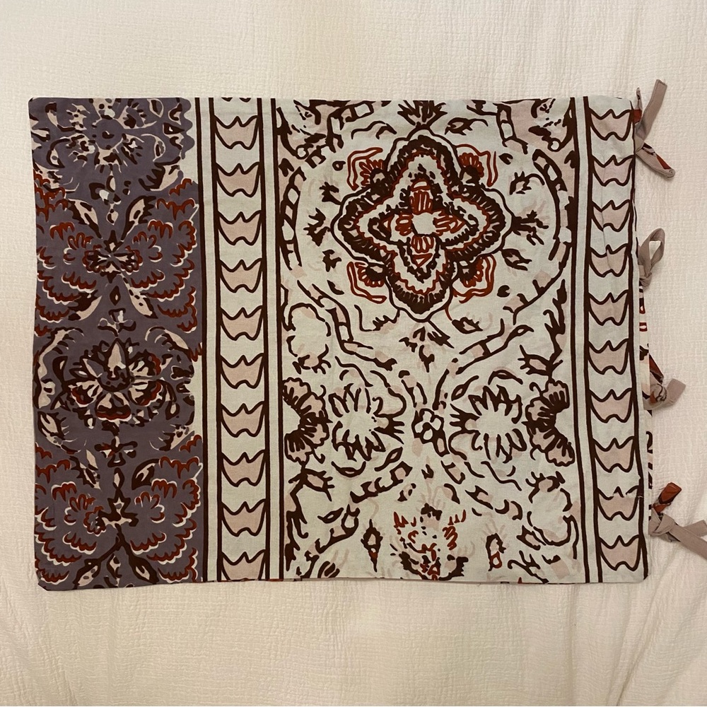 💯🆕 Urban Outfitters Sham
